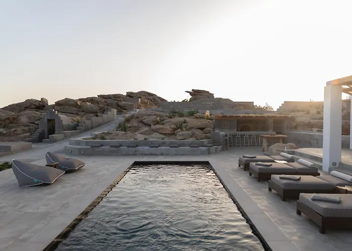 Almi In Mykonos * Tourlos