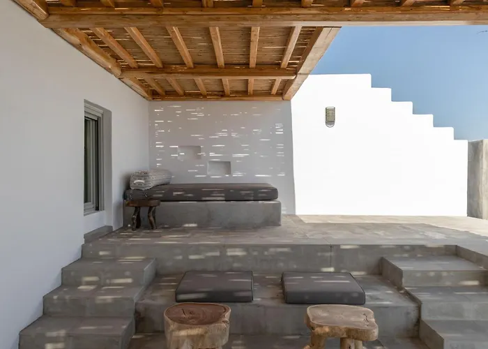 Almi In Mykonos * Tourlos