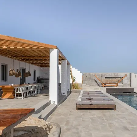 Almi In Mykonos * Tourlos