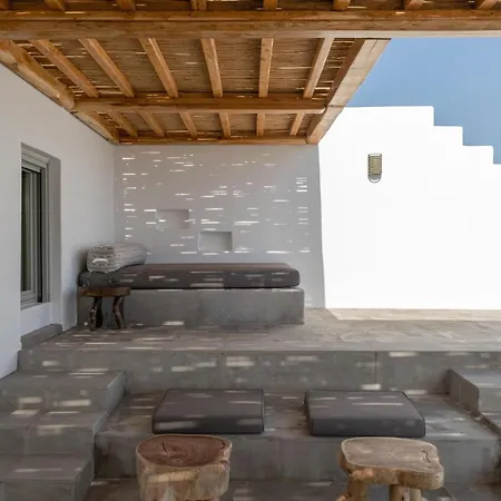 Almi In Mykonos * Tourlos