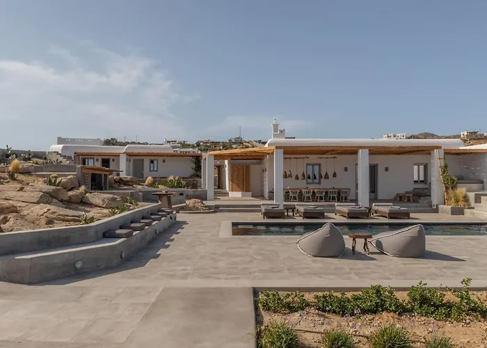 Almi In Mykonos Vila Tourlos